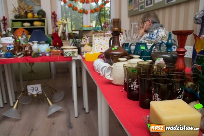 Zdjęcie w galerii na portalu naszwodzislaw.com: Seniorzy z Rydułtów pomogli swojej nauczycielce  wiadomości z regionu