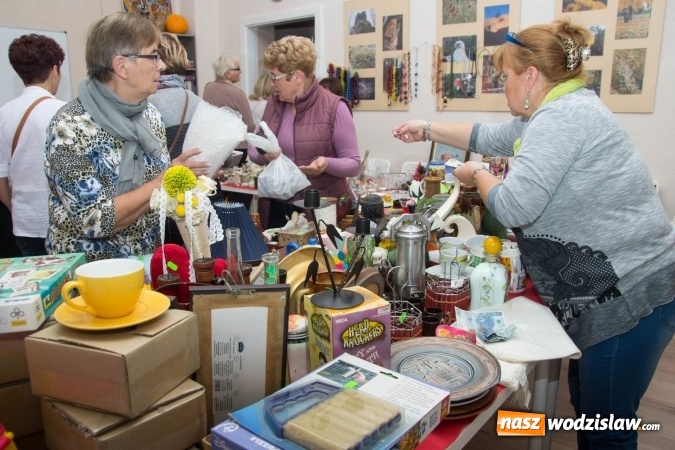 Zdjęcie w galerii na portalu naszwodzislaw.com: Seniorzy z Rydułtów pomogli swojej nauczycielce  wiadomości z regionu