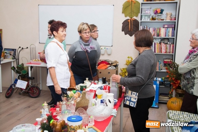 Zdjęcie w galerii na portalu naszwodzislaw.com: Seniorzy z Rydułtów pomogli swojej nauczycielce  wiadomości z regionu