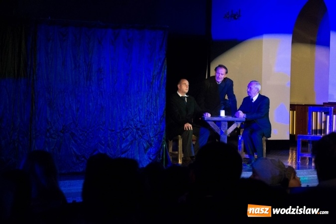 Zdjęcie w galerii na portalu naszwodzislaw.com: Spektakl wg dramatu Karola Wojtyły został wystawiony w Wodzisławiu Śląskim  wiadomości z regionu