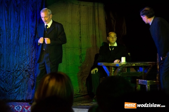 Zdjęcie w galerii na portalu naszwodzislaw.com: Spektakl wg dramatu Karola Wojtyły został wystawiony w Wodzisławiu Śląskim  wiadomości z regionu