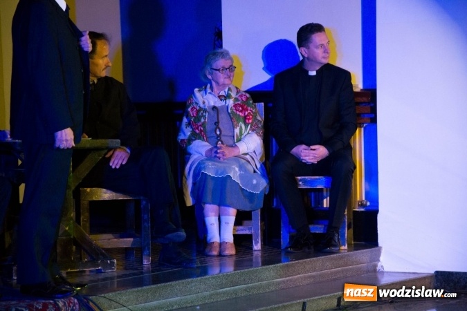 Zdjęcie w galerii na portalu naszwodzislaw.com: Spektakl wg dramatu Karola Wojtyły został wystawiony w Wodzisławiu Śląskim  wiadomości z regionu