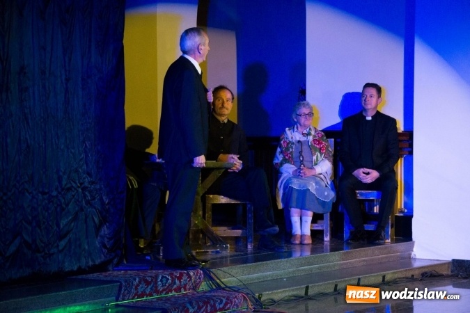 Zdjęcie w galerii na portalu naszwodzislaw.com: Spektakl wg dramatu Karola Wojtyły został wystawiony w Wodzisławiu Śląskim  wiadomości z regionu