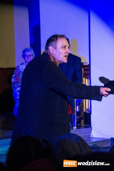 Zdjęcie w galerii na portalu naszwodzislaw.com: Spektakl wg dramatu Karola Wojtyły został wystawiony w Wodzisławiu Śląskim  wiadomości z regionu
