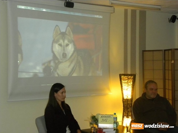 Zdjęcie w galerii na portalu naszwodzislaw.com: Psim zaprzęgiem przez życie. Daria i Krzysztof Nowakowscy w wodzisławskiej bibliotece wiadomości z regionu