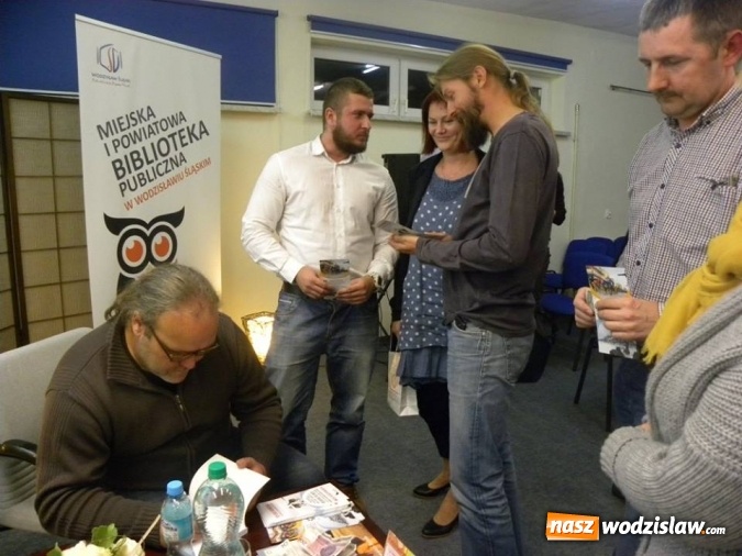 Zdjęcie w galerii na portalu naszwodzislaw.com: Psim zaprzęgiem przez życie. Daria i Krzysztof Nowakowscy w wodzisławskiej bibliotece wiadomości z regionu