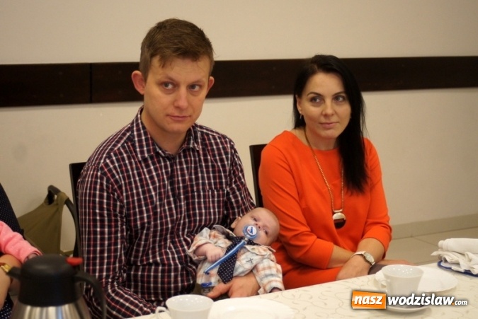 Zdjęcie w galerii na portalu naszwodzislaw.com: Mszana: Najmłodsi mieszkańcy po raz kolejny z maskotkami  wiadomości z regionu