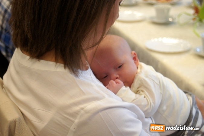 Zdjęcie w galerii na portalu naszwodzislaw.com: Mszana: Najmłodsi mieszkańcy po raz kolejny z maskotkami  wiadomości z regionu