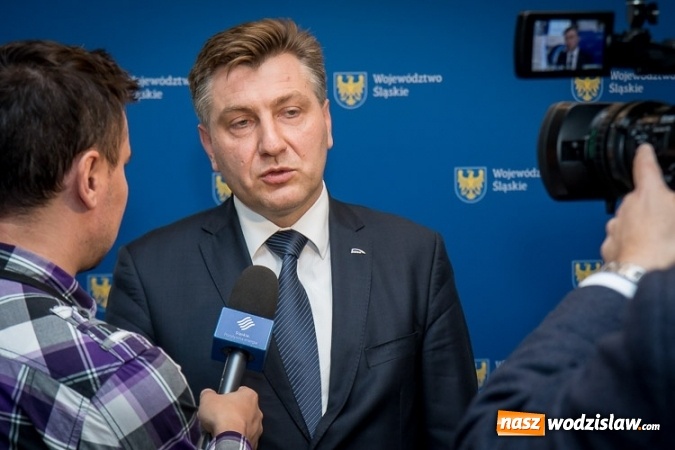 Zdjęcie w galerii na portalu naszwodzislaw.com: Podpisano umowę na dostawę nowoczesnych pociągów. Prawdopodobnie ta liczba w przyszłości może się zwiększyć  wiadomości z regionu