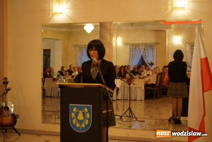 Zdjęcie w galerii na portalu naszwodzislaw.com: Mszana: Gala Edukacji - podziękowania dla pracowników gminnej oświaty  wiadomości z regionu