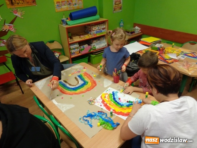 Zdjęcie w galerii na portalu naszwodzislaw.com: Kreatywne warsztaty w wodzisławskiej osiemnastce  wiadomości z regionu