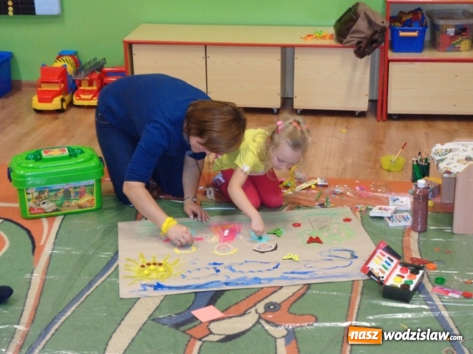 Zdjęcie w galerii na portalu naszwodzislaw.com: Kreatywne warsztaty w wodzisławskiej osiemnastce  wiadomości z regionu