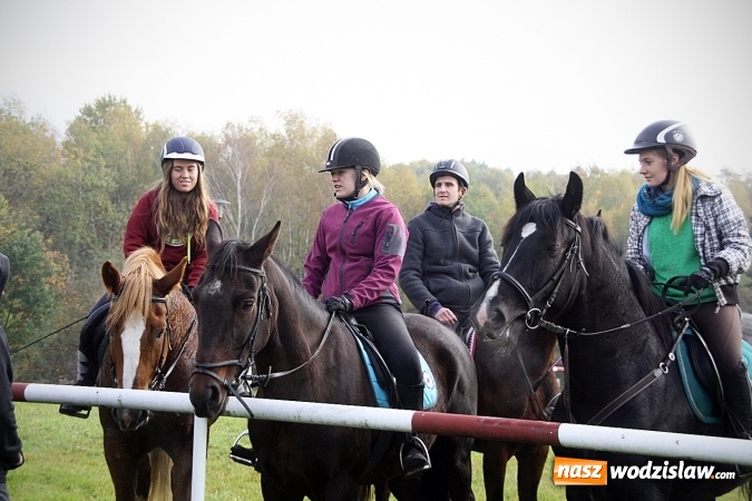 Zdjęcie w galerii na portalu naszwodzislaw.com: Hubertus w Krostoszowicach. Jeźdźcy obchodzili swoje święto wiadomości z regionu