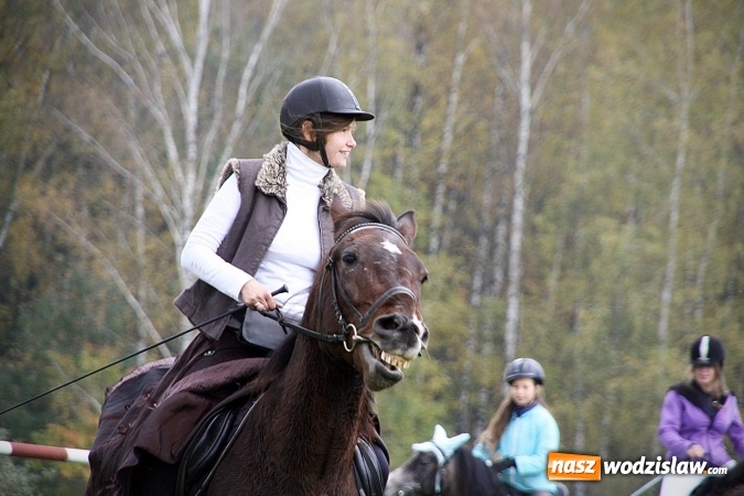 Zdjęcie w galerii na portalu naszwodzislaw.com: Hubertus w Krostoszowicach. Jeźdźcy obchodzili swoje święto wiadomości z regionu