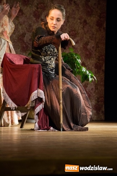 Zdjęcie w galerii na portalu naszwodzislaw.com: Spektakl oparty na wybitnej komedii Moliera na deskach Miejskiego Ośrodka Kultury w Radlinie wiadomości z regionu