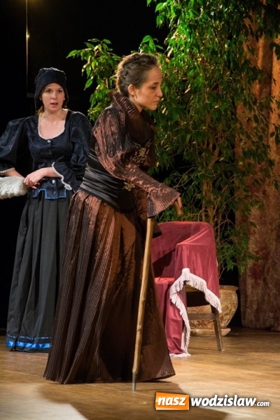 Zdjęcie w galerii na portalu naszwodzislaw.com: Spektakl oparty na wybitnej komedii Moliera na deskach Miejskiego Ośrodka Kultury w Radlinie wiadomości z regionu