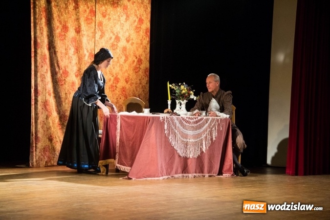 Zdjęcie w galerii na portalu naszwodzislaw.com: Spektakl oparty na wybitnej komedii Moliera na deskach Miejskiego Ośrodka Kultury w Radlinie wiadomości z regionu