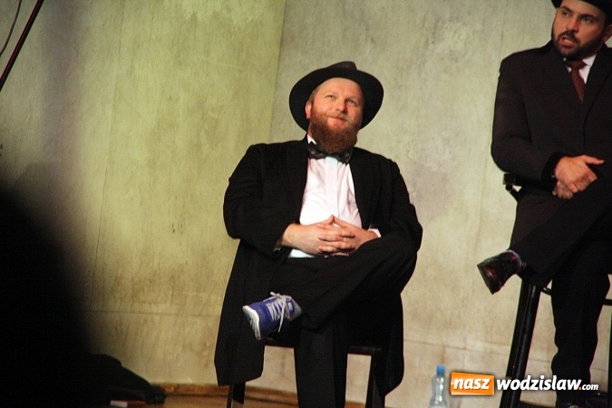 Zdjęcie w galerii na portalu naszwodzislaw.com: Sceniczna petarda Teatru Polska w Rydułtowskim Centrum Kultury wiadomości z regionu