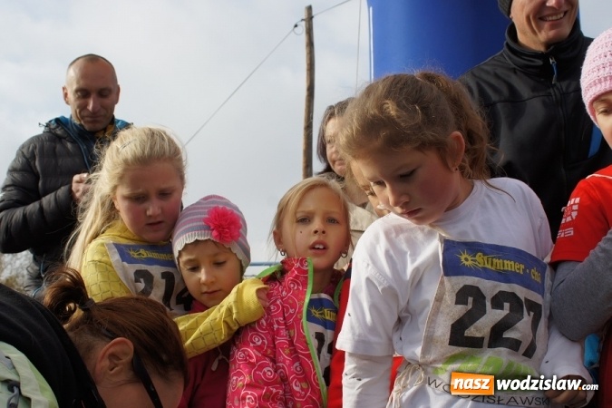 Zdjęcie w galerii na portalu naszwodzislaw.com: Ponad setka dzieci wystartowała w Gminnym Biegu Ulicznym w Mszanie wiadomości z regionu