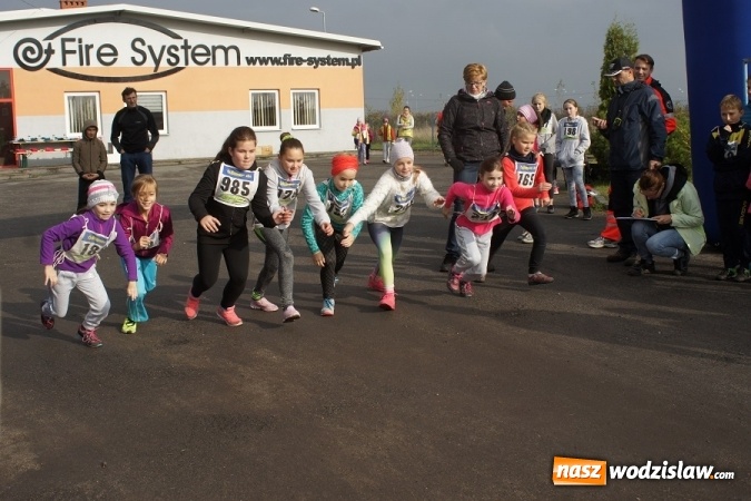 Zdjęcie w galerii na portalu naszwodzislaw.com: Ponad setka dzieci wystartowała w Gminnym Biegu Ulicznym w Mszanie wiadomości z regionu