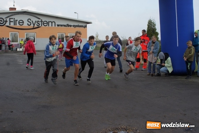 Zdjęcie w galerii na portalu naszwodzislaw.com: Ponad setka dzieci wystartowała w Gminnym Biegu Ulicznym w Mszanie wiadomości z regionu
