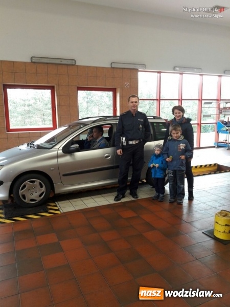 Zdjęcie w galerii na portalu naszwodzislaw.com: Policjanci i diagności we wspólnej akcji wiadomości z regionu