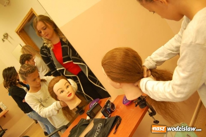 Zdjęcie w galerii na portalu naszwodzislaw.com: Za nami Targi Pracy i Aktywizacji Zawodowej oraz Tydzień Kariery  wiadomości z regionu