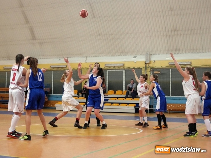 Zdjęcie w galerii na portalu naszwodzislaw.com:  Kolejne starcie zakończone sukcesem. Dobra passa ŻKK Olimpia Wodzisław Śląski trwa  wiadomości z regionu