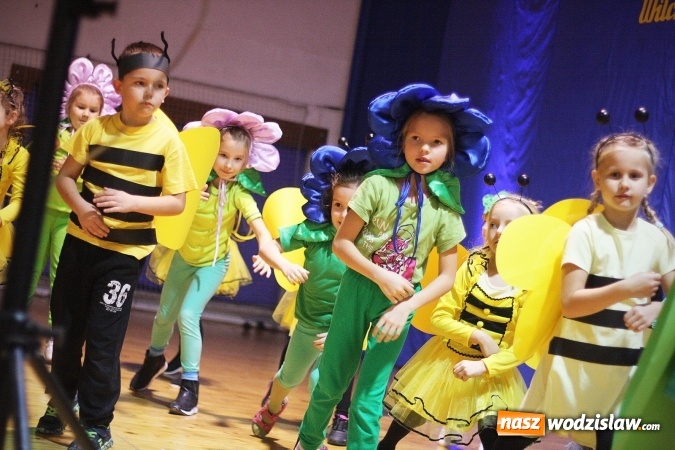 Zdjęcie w galerii na portalu naszwodzislaw.com: Mieszkańcy Wilchw po raz kolejny udowodnili, że mają talent wiadomości z regionu