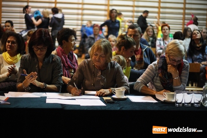 Zdjęcie w galerii na portalu naszwodzislaw.com: Mieszkańcy Wilchw po raz kolejny udowodnili, że mają talent wiadomości z regionu