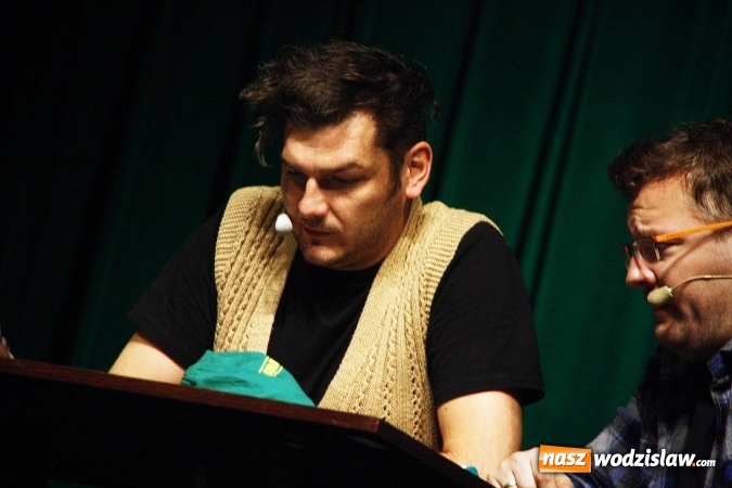 Zdjęcie w galerii na portalu naszwodzislaw.com: Kabaret Smile na scenie Rydułtowskiego Centrum Kultury wiadomości z regionu