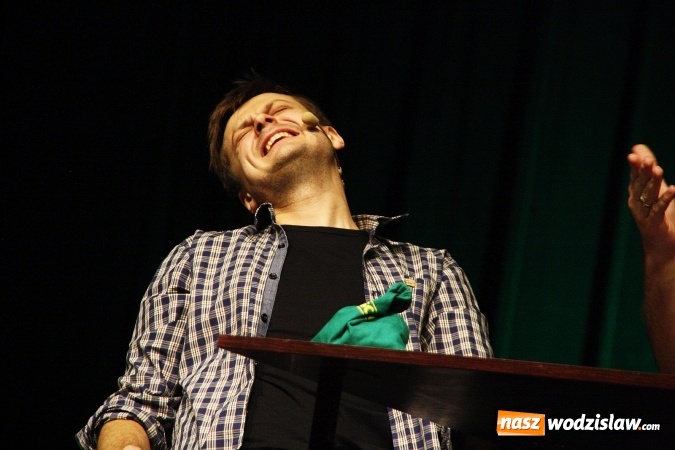 Zdjęcie w galerii na portalu naszwodzislaw.com: Kabaret Smile na scenie Rydułtowskiego Centrum Kultury wiadomości z regionu