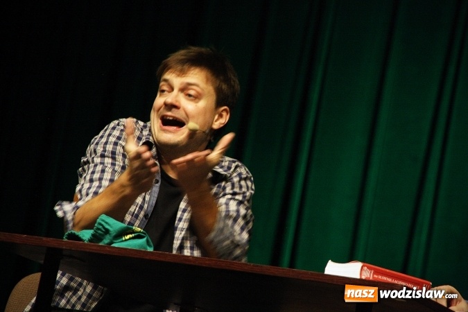 Zdjęcie w galerii na portalu naszwodzislaw.com: Kabaret Smile na scenie Rydułtowskiego Centrum Kultury wiadomości z regionu