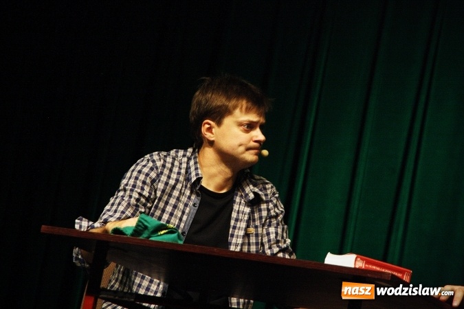 Zdjęcie w galerii na portalu naszwodzislaw.com: Kabaret Smile na scenie Rydułtowskiego Centrum Kultury wiadomości z regionu