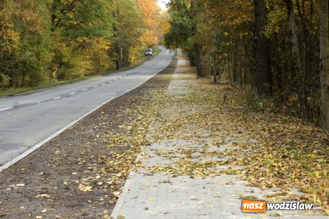 Zdjęcie w galerii na portalu naszwodzislaw.com: Chodnik wzdłuż ulicy Boryńskiej w Gogołowej wyremontowany  wiadomości z regionu