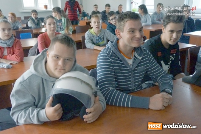 Zdjęcie w galerii na portalu naszwodzislaw.com: Policjanci z Wodzisławia spełniali marzenia wiadomości z regionu