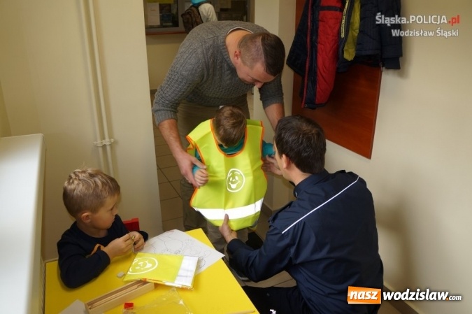Zdjęcie w galerii na portalu naszwodzislaw.com: Wodzisławska komenda przyjazna dzieciom. Powstał niebieski pokój i kącik zabawowy  wiadomości z regionu