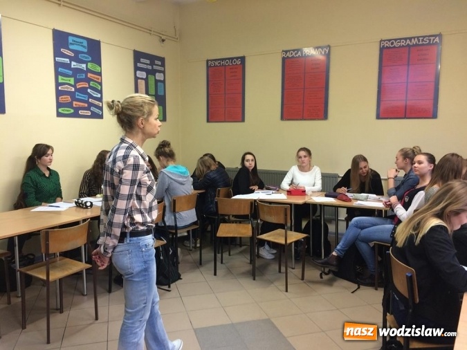 Zdjęcie w galerii na portalu naszwodzislaw.com: Matura i co dalej?  wiadomości z regionu