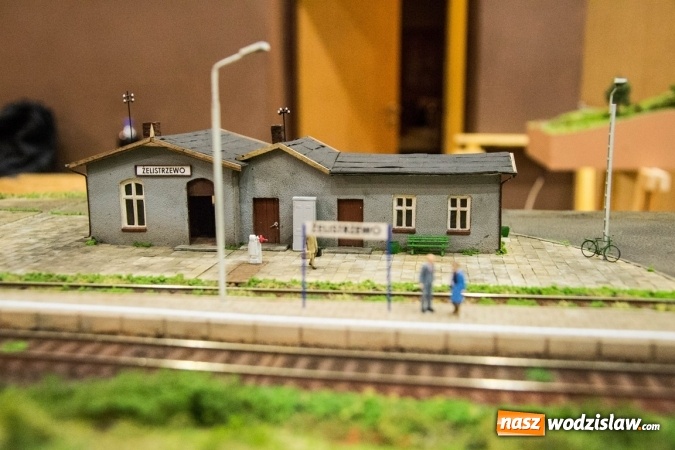 Zdjęcie w galerii na portalu naszwodzislaw.com: Tunel kolejowy z Rydułtów w Czyżowicach? Trwa wystawa makiet kolejowych wiadomości z regionu