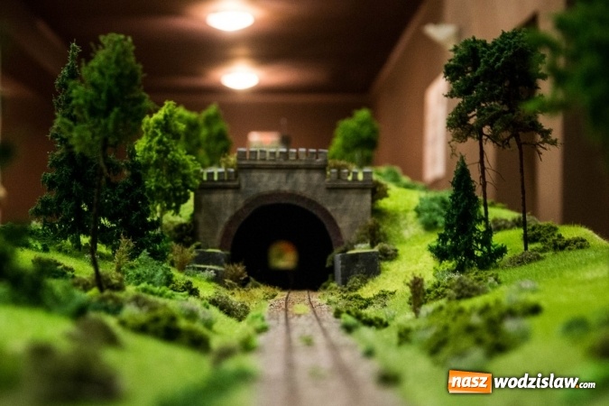 Zdjęcie w galerii na portalu naszwodzislaw.com: Tunel kolejowy z Rydułtów w Czyżowicach? Trwa wystawa makiet kolejowych wiadomości z regionu
