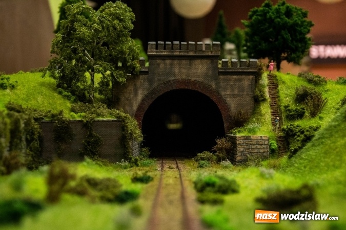 Zdjęcie w galerii na portalu naszwodzislaw.com: Tunel kolejowy z Rydułtów w Czyżowicach? Trwa wystawa makiet kolejowych wiadomości z regionu