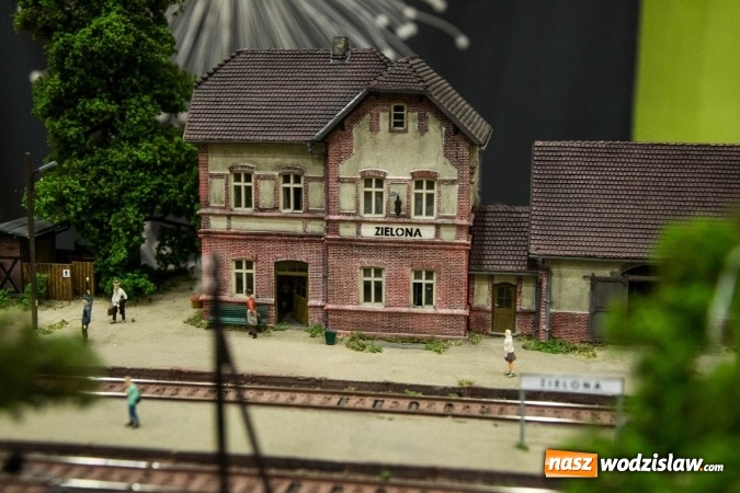Zdjęcie w galerii na portalu naszwodzislaw.com: Tunel kolejowy z Rydułtów w Czyżowicach? Trwa wystawa makiet kolejowych wiadomości z regionu