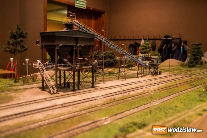 Zdjęcie w galerii na portalu naszwodzislaw.com: Tunel kolejowy z Rydułtów w Czyżowicach? Trwa wystawa makiet kolejowych wiadomości z regionu