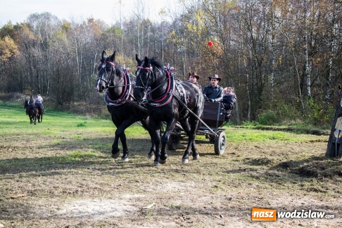 Zdjęcie w galerii na portalu naszwodzislaw.com: Święto jeźdźc&oacute;w - hubertus w Godowie. FOTORELACJA wiadomości z regionu