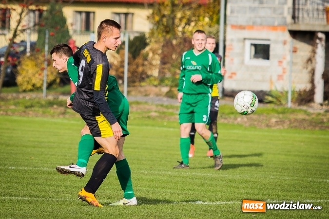 Zdjęcie w galerii na portalu naszwodzislaw.com: Pewna wygrana Krzyżanowic w starciu ze Skrzyszowem wiadomości z regionu