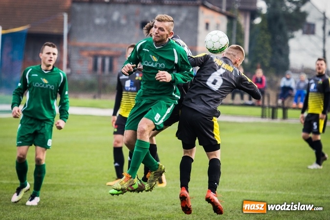Zdjęcie w galerii na portalu naszwodzislaw.com: Pewna wygrana Krzyżanowic w starciu ze Skrzyszowem wiadomości z regionu