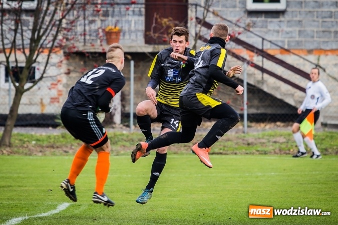 Zdjęcie w galerii na portalu naszwodzislaw.com: Pewna wygrana Krzyżanowic w starciu ze Skrzyszowem wiadomości z regionu