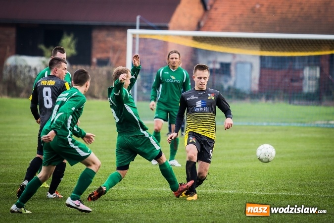 Zdjęcie w galerii na portalu naszwodzislaw.com: Pewna wygrana Krzyżanowic w starciu ze Skrzyszowem wiadomości z regionu