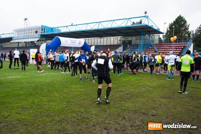 Zdjęcie w galerii na portalu naszwodzislaw.com: Jubileuszowy Półmaraton Wodzisławski. Na starcie ponad 250 zawodników wiadomości z regionu
