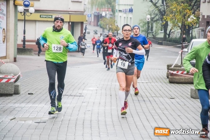 Zdjęcie w galerii na portalu naszwodzislaw.com: Jubileuszowy Półmaraton Wodzisławski. Na starcie ponad 250 zawodników wiadomości z regionu